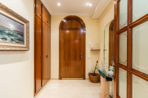 7 bedrooms villa for sale in Cerdanyola Del Valles, Barcelona, Catalonia, Spain № 1137 - photo 15