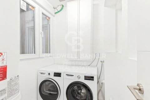 Apartamento de 4 dormitorios en venta en Barcelona, Cataluña, Spain № 5445 - foto 7
