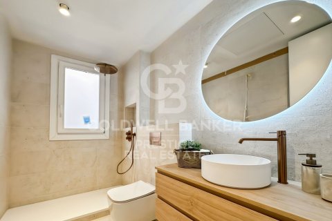 Apartamento de 3 dormitorios en venta en Barcelona, Cataluña, Spain № 5442 - foto 14