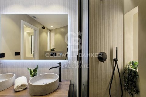 Купить квартиру в Барселона, Испания с 3 спальни, 106м², № 5441 - фото 13