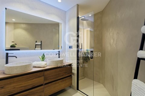 Купить квартиру в Барселона, Испания с 3 спальни, 106м², № 5441 - фото 14