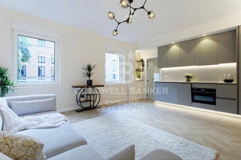 Купить квартиру в Барселона, Испания с 3 спальни, 106м², № 5441 - фото 3