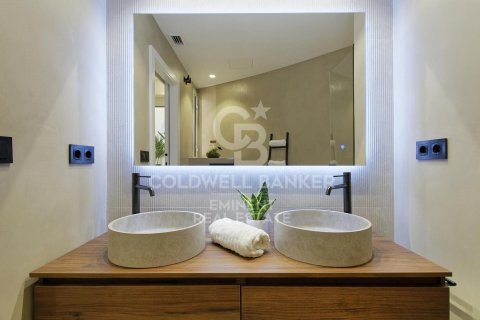 Купить квартиру в Барселона, Испания с 3 спальни, 106м², № 5441 - фото 15