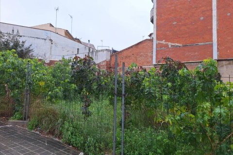 Parcela en venta en Badalona, Barcelona, Cataluña, Spain № 6996 - foto 3