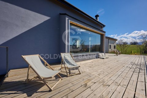 Сasa de 2 dormitorios en venta en Cataluña, Spain № 7828 - foto 25