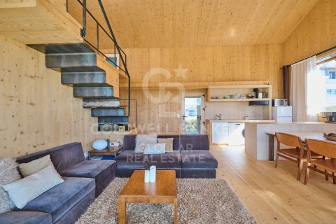 Сasa de 2 dormitorios en venta en Cataluña, Spain № 7828 - foto 18