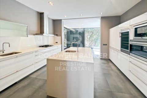 4 bedrooms house for sale in Barcelona, Catalonia, Spain № 7830 - photo 10