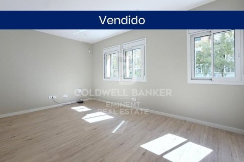 Apartamento de 2 dormitorios en venta en Barcelona, Cataluña, Spain № 7827