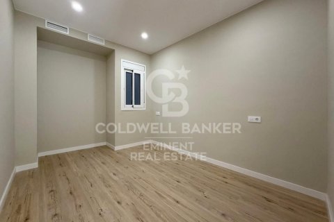 2 bedrooms apartment for sale in Barcelona, Catalonia, Spain № 7827 - photo 20