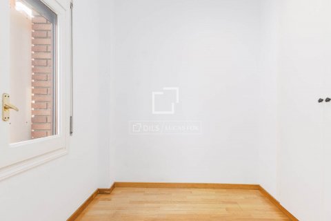 Купить квартиру в Барселона, Испания с 2 спальни, 61м², № 8763 - фото 24