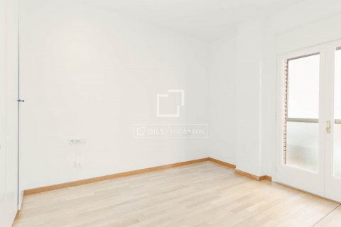 Купить квартиру в Барселона, Испания с 2 спальни, 61м², № 8763 - фото 7