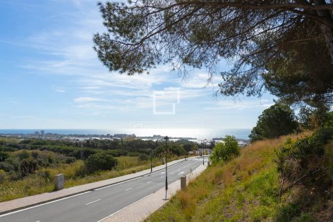 Parcela en venta en Premia De Dalt, Barcelona, Cataluña, Spain № 8760 - foto 4