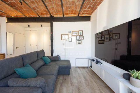 Ático de 1 dormitorio en venta en Barcelona, Cataluña, Spain № 8764 - foto 22