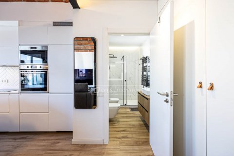 Ático de 1 dormitorio en venta en Barcelona, Cataluña, Spain № 8764 - foto 5