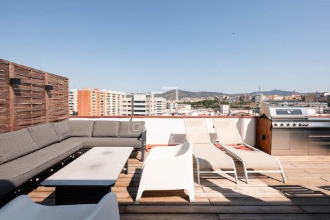 Ático de 1 dormitorio en venta en Barcelona, Cataluña, Spain № 8764 - foto 14