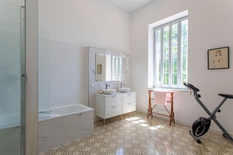 Сasa de 5 dormitorios en venta en Argentona, Barcelona, Cataluña, Spain № 1336 - foto 9