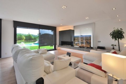 Сasa de 3 dormitorios en venta en Vallromanes, Barcelona, Cataluña, Spain № 1339 - foto 4