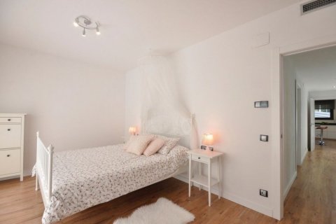 Сasa de 3 dormitorios en venta en Vallromanes, Barcelona, Cataluña, Spain № 1339 - foto 23