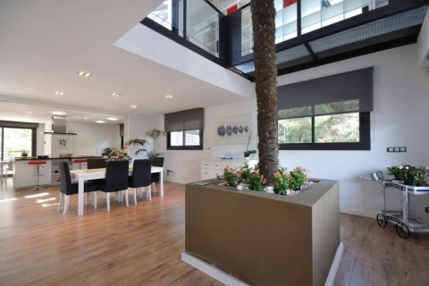 Сasa de 3 dormitorios en venta en Vallromanes, Barcelona, Cataluña, Spain № 1339 - foto 11