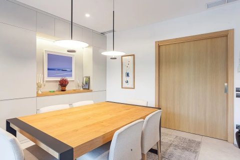 Сasa de 5 dormitorios en venta en Sant Cugat del Vallès, Barcelona, Cataluña, Spain № 1334 - foto 8