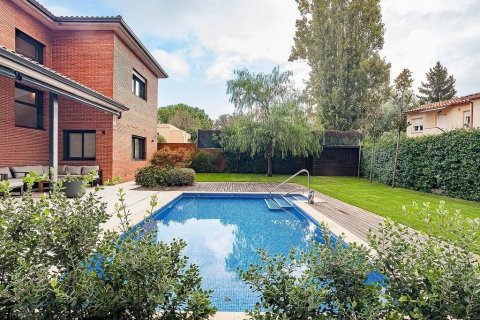 Сasa de 5 dormitorios en venta en Sant Cugat del Vallès, Barcelona, Cataluña, Spain № 1334 - foto 11