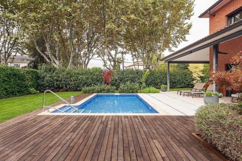 Сasa de 5 dormitorios en venta en Sant Cugat del Vallès, Barcelona, Cataluña, Spain № 1334 - foto 10