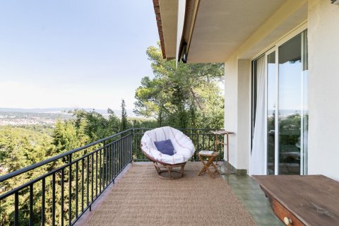 Сasa de 6 dormitorios en venta en Barcelona, Cataluña, Spain № 1337 - foto 23