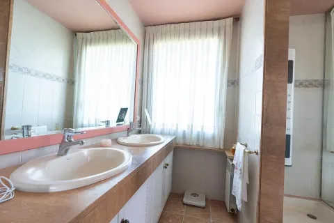 5 bedrooms house for sale in Alella, Barcelona, Catalonia, Spain № 1338 - photo 23