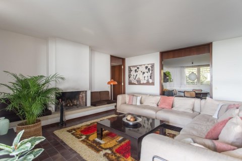 Сasa de 6 dormitorios en venta en Sant Andreu de Llavaneres, Barcelona, Cataluña, Spain № 1335 - foto 6