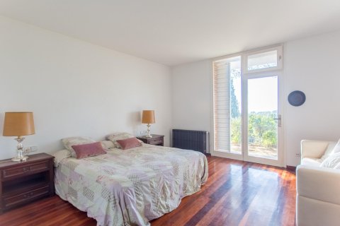 Сasa de 6 dormitorios en venta en Sant Andreu de Llavaneres, Barcelona, Cataluña, Spain № 1335 - foto 17