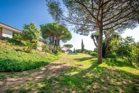 Сasa de 6 dormitorios en venta en Sant Andreu de Llavaneres, Barcelona, Cataluña, Spain № 1335 - foto 23