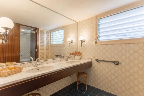 Сasa de 6 dormitorios en venta en Sant Andreu de Llavaneres, Barcelona, Cataluña, Spain № 1335 - foto 10