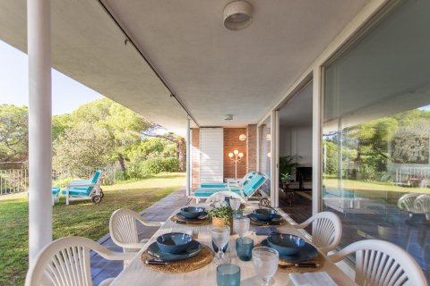Сasa de 6 dormitorios en venta en Sant Andreu de Llavaneres, Barcelona, Cataluña, Spain № 1335 - foto 18