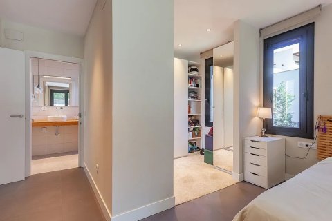 Сasa de 5 dormitorios en venta en Sant Cugat del Vallès, Barcelona, Cataluña, Spain № 1333 - foto 13