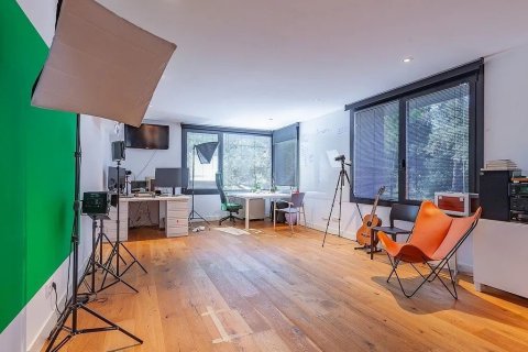 Сasa de 5 dormitorios en venta en Sant Cugat del Vallès, Barcelona, Cataluña, Spain № 1333 - foto 19