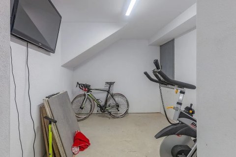 Сasa de 5 dormitorios en venta en Sant Cugat del Vallès, Barcelona, Cataluña, Spain № 1333 - foto 21