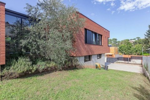 Сasa de 5 dormitorios en venta en Sant Cugat del Vallès, Barcelona, Cataluña, Spain № 1333 - foto 28