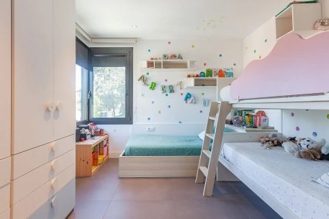 Сasa de 5 dormitorios en venta en Sant Cugat del Vallès, Barcelona, Cataluña, Spain № 1333 - foto 17