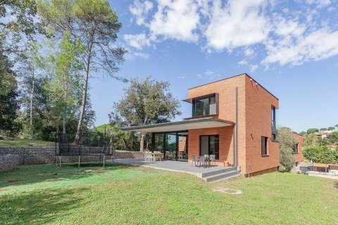 Сasa de 5 dormitorios en venta en Sant Cugat del Vallès, Barcelona, Cataluña, Spain № 1333 - foto 26