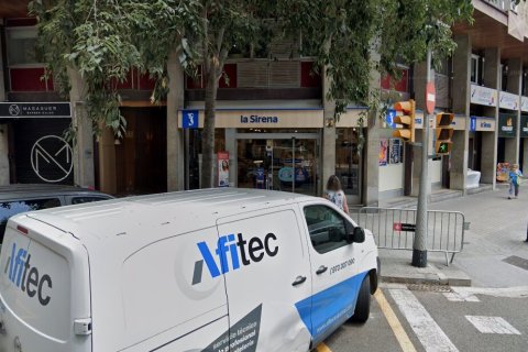 Propiedad comercial de 200 m² en venta en Barcelona, Cataluña, Spain № 1694 - foto 2