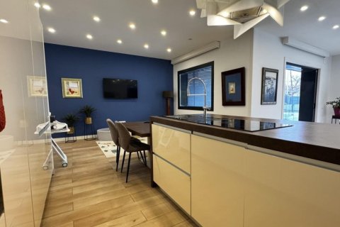 Villa de 10 dormitorios en venta en Cubelles, Barcelona, Cataluña, Spain № 2257 - foto 18