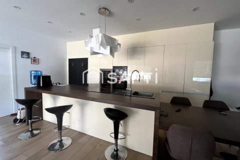 Villa de 10 dormitorios en venta en Cubelles, Barcelona, Cataluña, Spain № 2257 - foto 16
