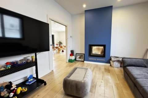 Villa de 10 dormitorios en venta en Cubelles, Barcelona, Cataluña, Spain № 2257 - foto 9