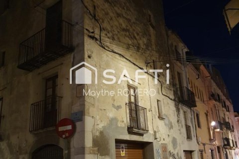 Casa adosada de 6 dormitorios en venta en Vilanova i la Geltrú, Barcelona, Cataluña, Spain № 2256 - foto 17