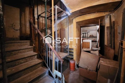 Casa adosada de 6 dormitorios en venta en Vilanova i la Geltrú, Barcelona, Cataluña, Spain № 2256 - foto 16