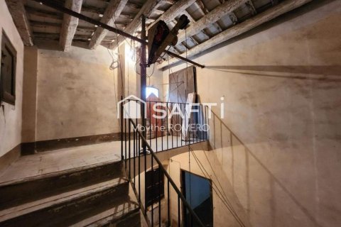 Casa adosada de 6 dormitorios en venta en Vilanova i la Geltrú, Barcelona, Cataluña, Spain № 2256 - foto 15