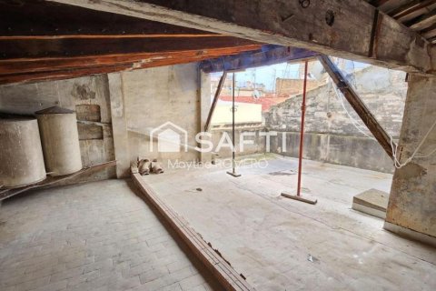 Casa adosada de 6 dormitorios en venta en Vilanova i la Geltrú, Barcelona, Cataluña, Spain № 2256 - foto 26