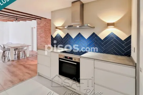 Apartamento de 2 dormitorios en venta en Ciudad Vieja, Barcelona, Cataluña, Spain № 2260 - foto 17