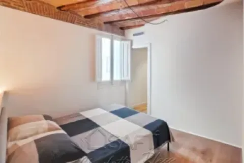 Apartamento de 2 dormitorios en venta en Ciudad Vieja, Barcelona, Cataluña, Spain № 2260 - foto 9