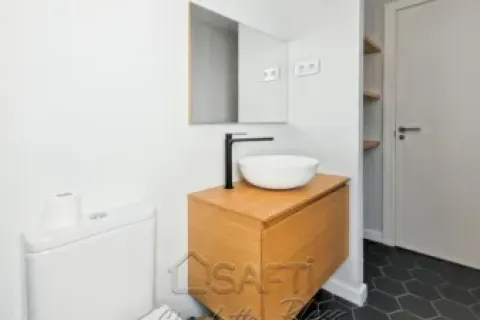 Apartamento de 2 dormitorios en venta en Ciudad Vieja, Barcelona, Cataluña, Spain № 2260 - foto 5